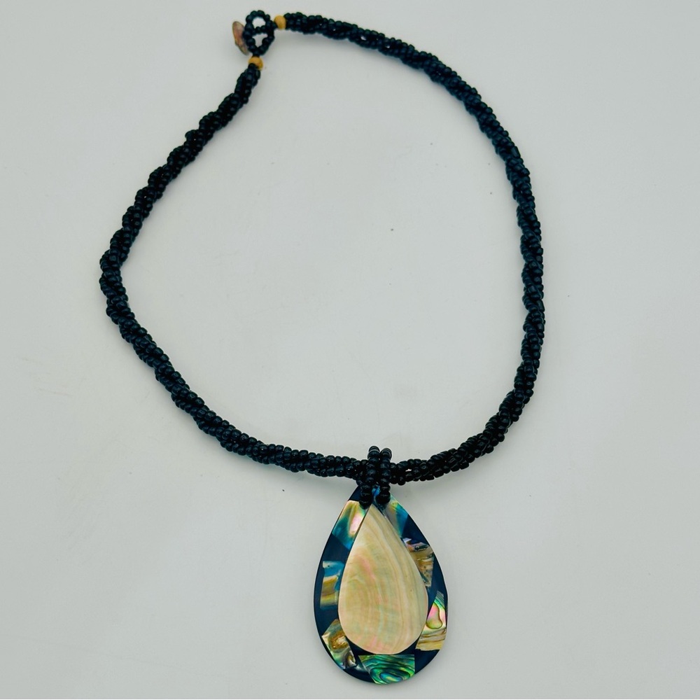 Handmade Onyx and Mother of Pearl Necklace - Picture 3 of 11